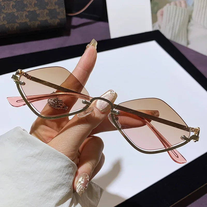 Unisex Diamond-Shaped Sunglasses