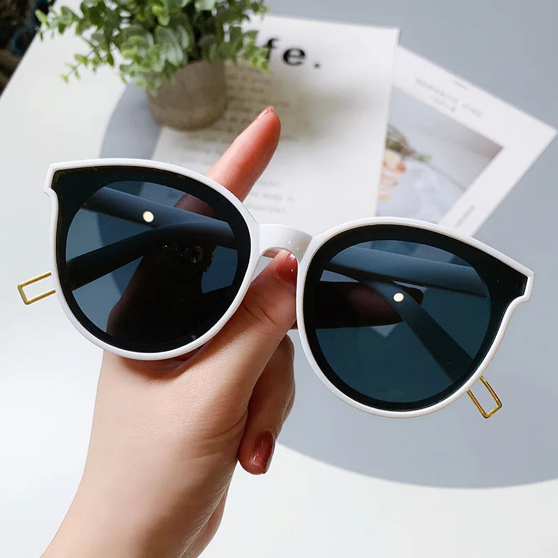 Vintage Noir Cat Eye Sunglasses