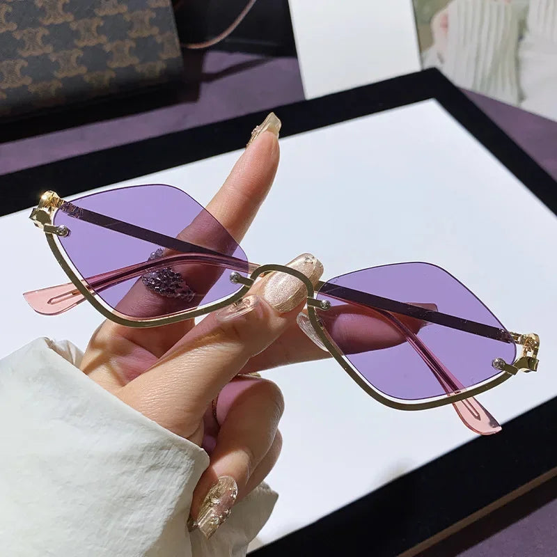 Unisex Diamond-Shaped Sunglasses