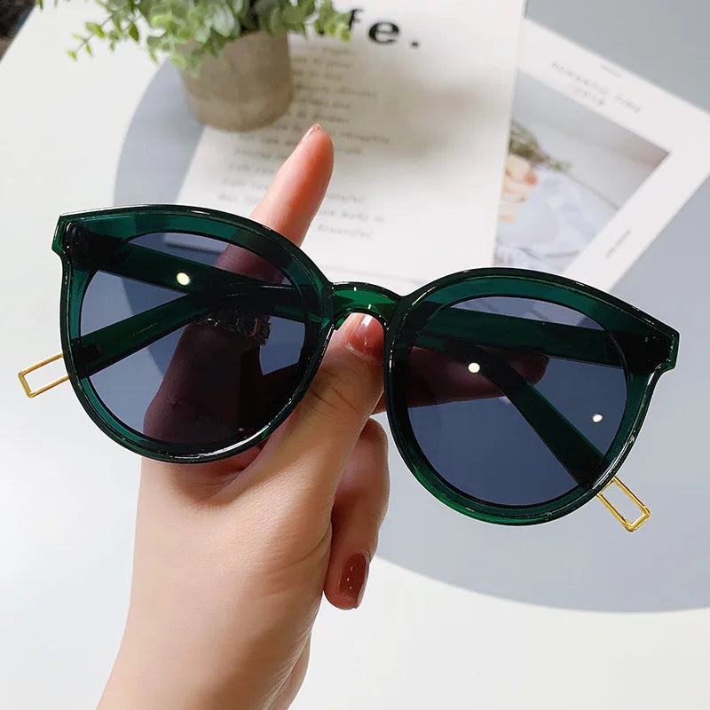 Vintage Noir Cat Eye Sunglasses