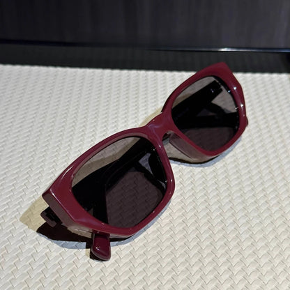 Trendy Retro Burgundy Sunglasses