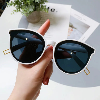 Vintage Noir Cat Eye Sunglasses