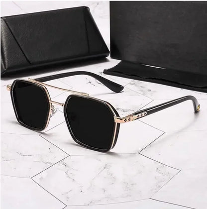 Intelligent Photochromic Sunglasses